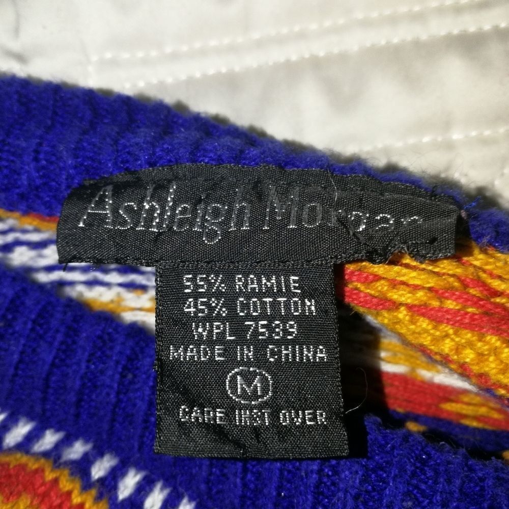Vintage Multicolored Fair Isles Embroidered Knitted Crewneck Sweater Size Medium - Picture 11 of 14